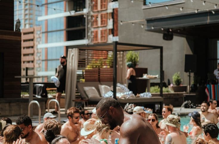 SIXTH STREET SOIREE — weekend detail