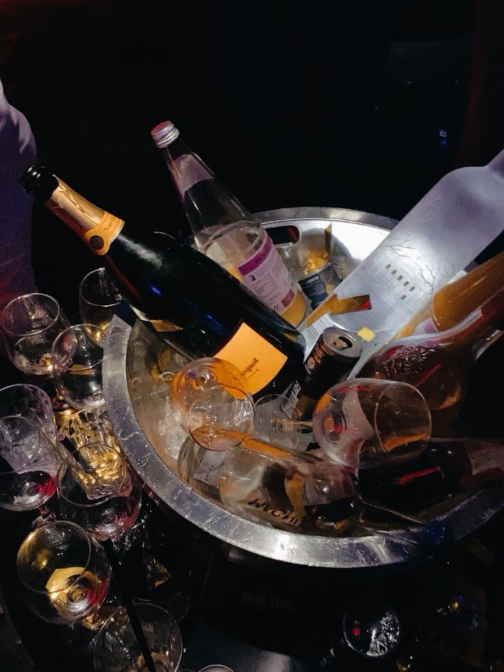 GENTLEMEN’S CLUB BOTTLE SERVICE - Connected Austin experience