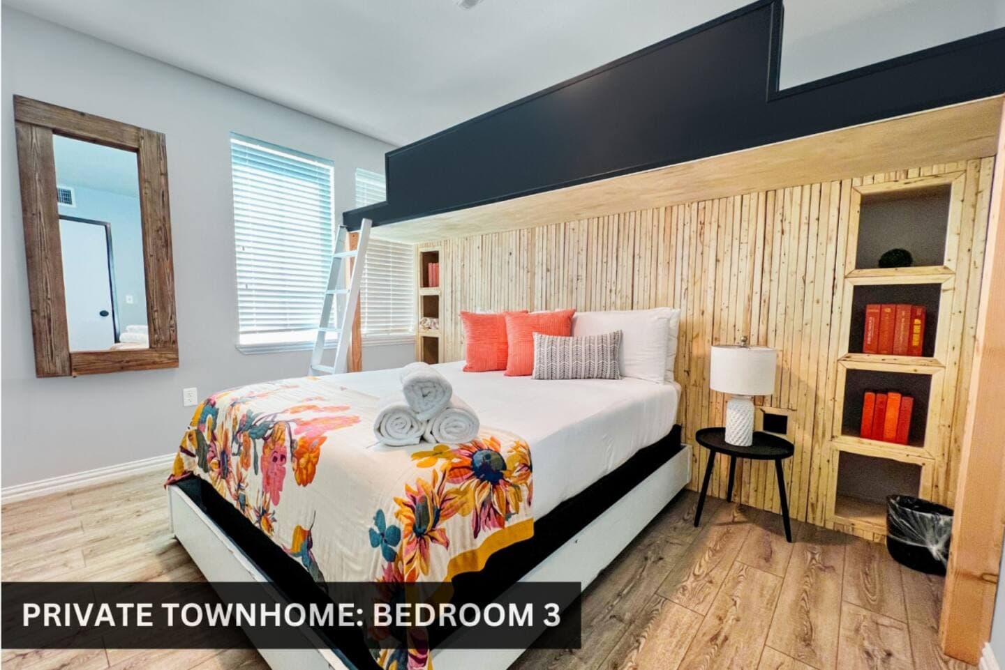 INN CAHOOTS UNIT 4 (4BR/11BEDS ) โ gallery photo 6